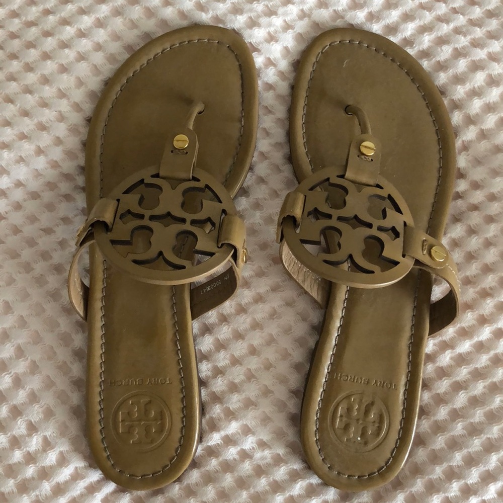 Tory burch sandals